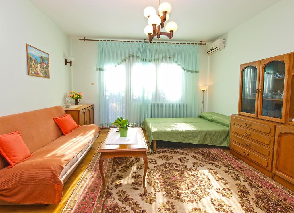 Apartment Josip 933 Fažana Esterno foto
