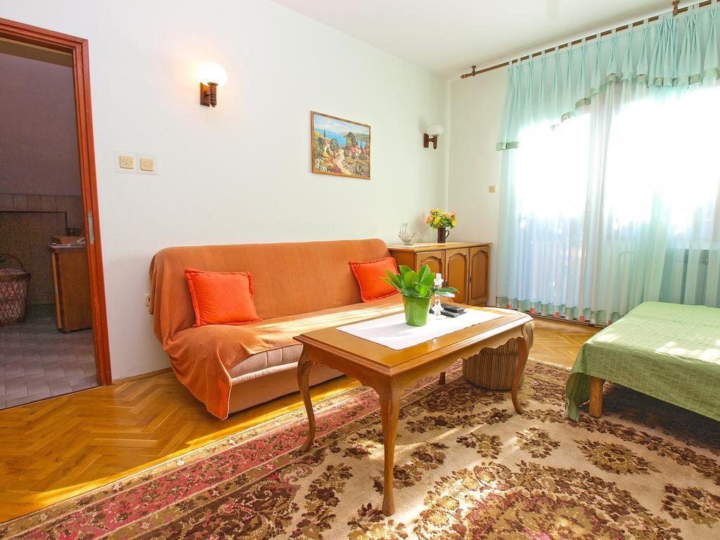 Apartment Josip 933 Fažana Esterno foto