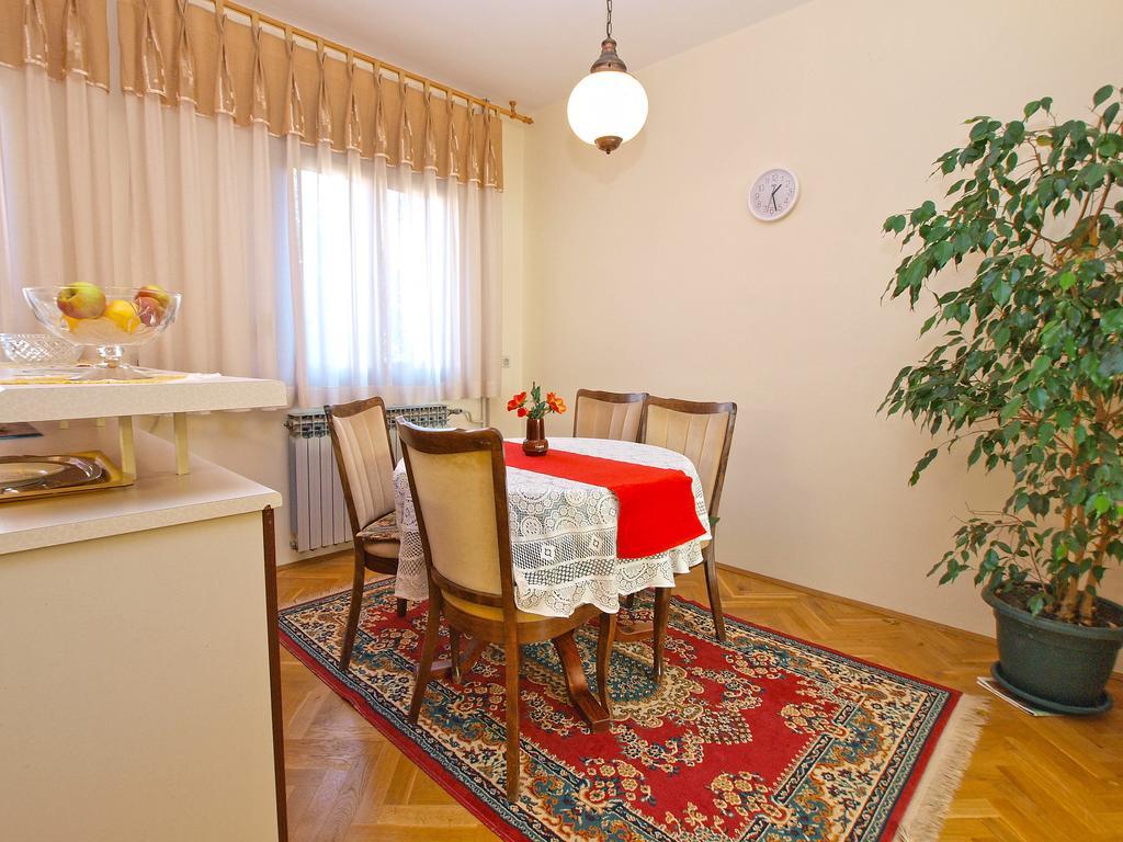 Apartment Josip 933 Fažana Esterno foto